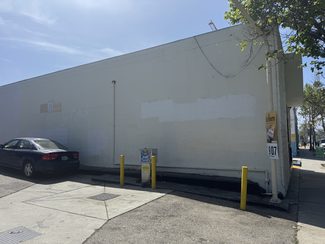 East facing wall facing Pico Blvd heading West.